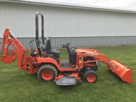2017 KUBOTA BX25D Loader, Backhoe and Mower