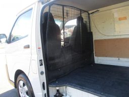 
										2017 Toyota Hiace 2.7ltr 2 Seater full									