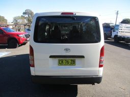 
										2017 Toyota Hiace 2.7ltr 2 Seater full									