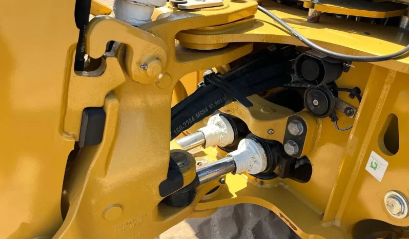 
								2021 Caterpillar 415 Backhoe Loader full									