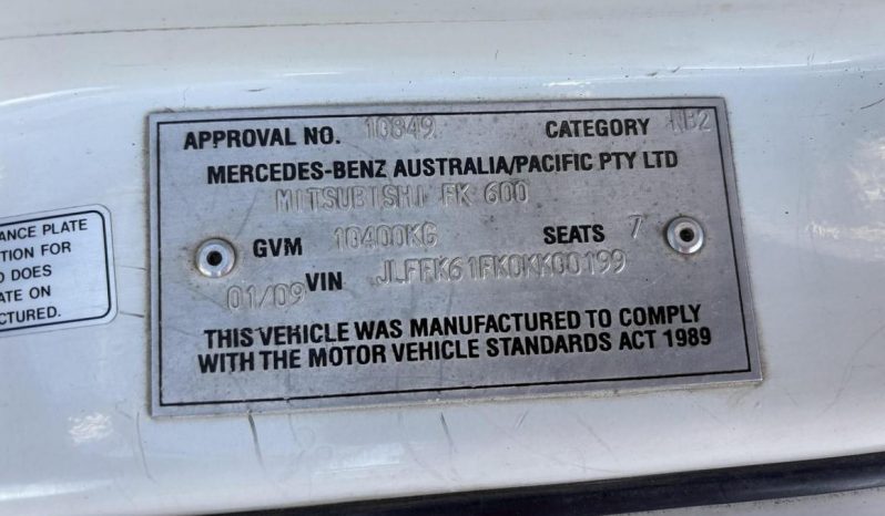 
								2009 Mitsubishi Fuso Fighter FK600 Dual Cab Tilt Tray full									