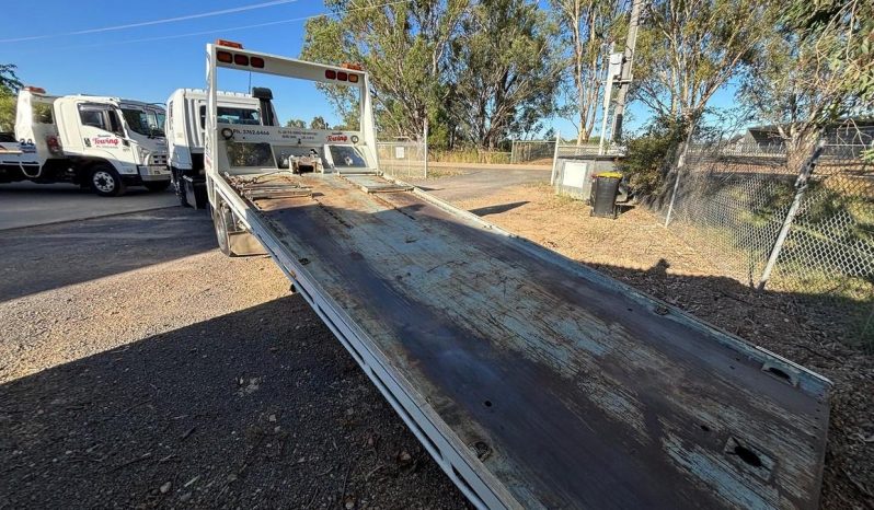 
								2009 Mitsubishi Fuso Fighter FK600 Dual Cab Tilt Tray full									
