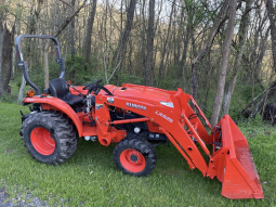 
										2020 Kubota L3301HST Tractor with Attachments full									