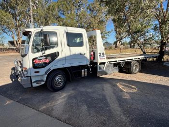 2009 Mitsubishi Fuso Fighter FK600 Dual Cab Tilt Tray