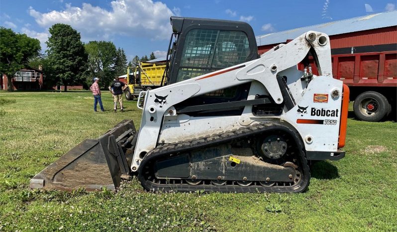 
								2013 Bobcat T650 Skid Steer Loader full									