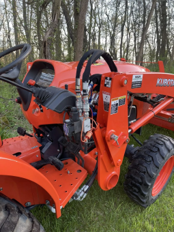 
										2020 Kubota L3301HST Tractor with Attachments full									