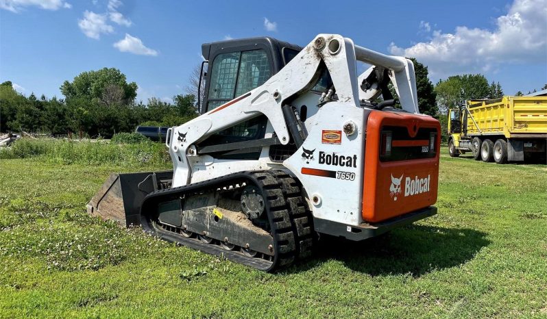 
								2013 Bobcat T650 Skid Steer Loader full									