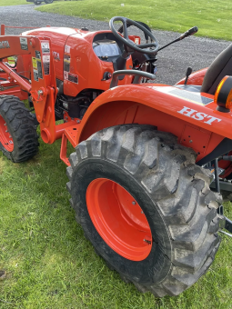 
										2020 Kubota L3301HST Tractor with Attachments full									